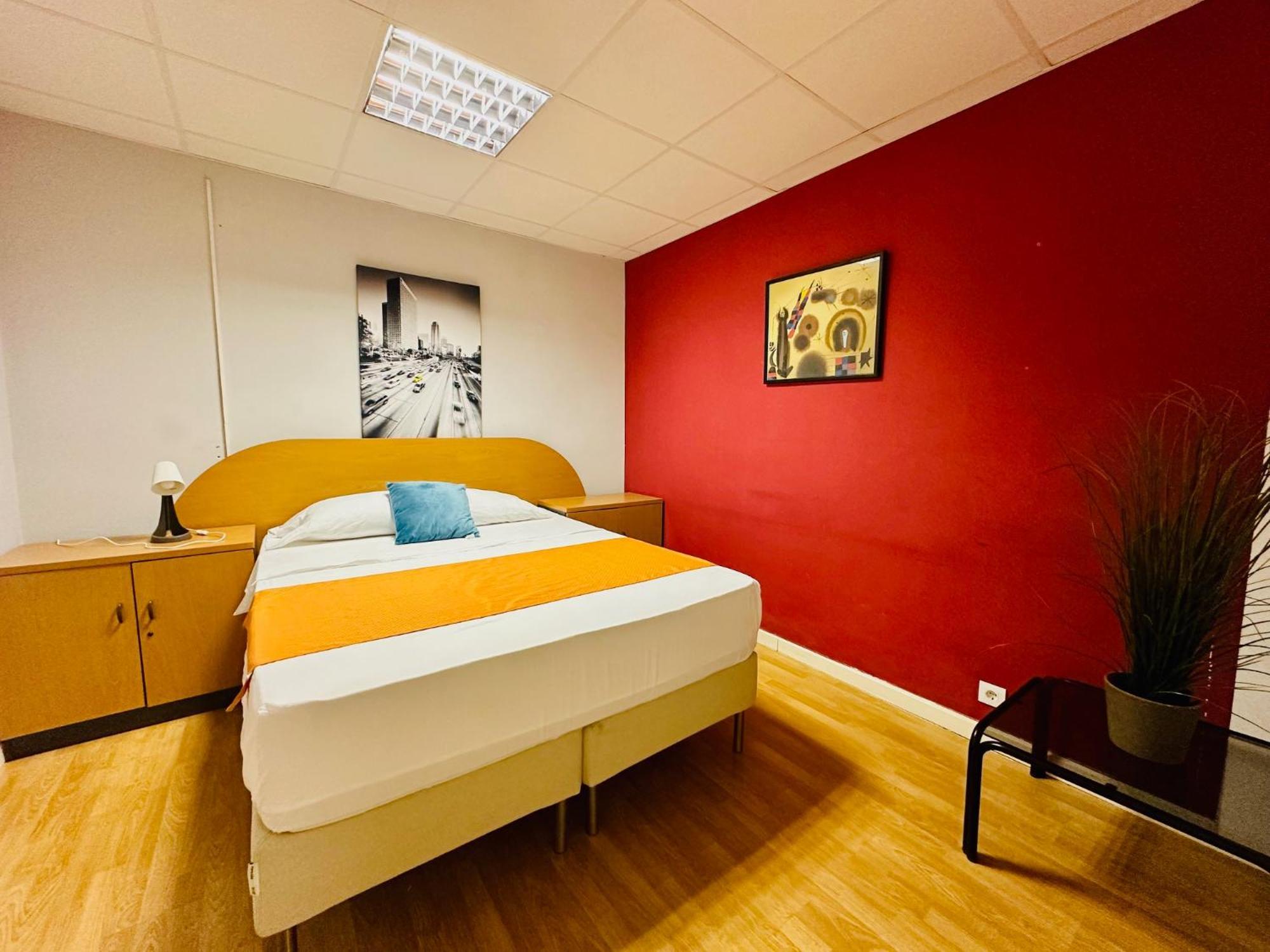 Punta Me Apartments In The Best Location Madrid Downtown Exterior photo